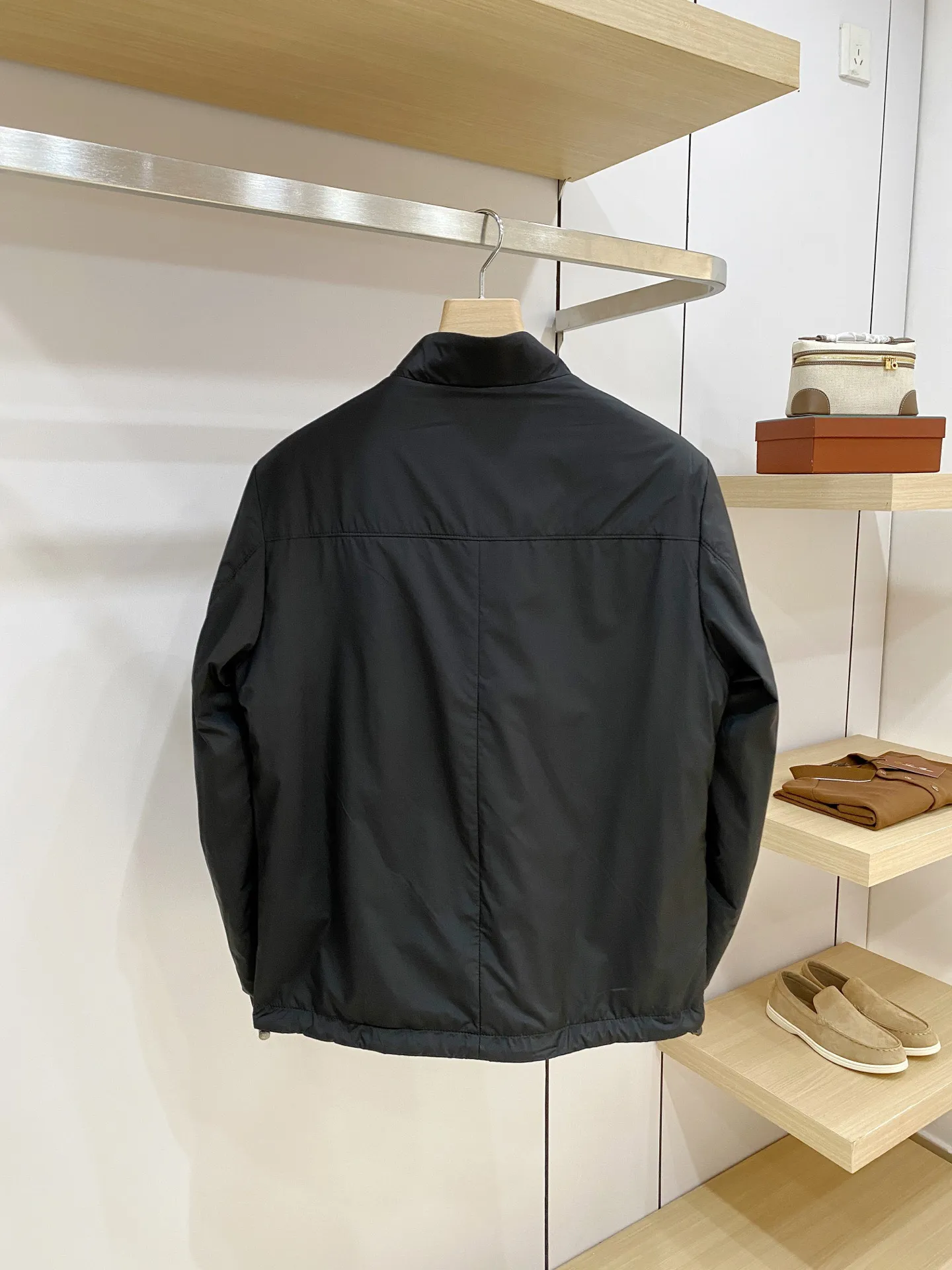 Zegna ：Classic ， ， H ， ， 。 ， ， 。 ： ， ， ， ； ， ， 。 ： ， ， ； ， 。 ， ， Premium ， 。 ： /Black/ /Cream White ， ， ， 。 Sizes：M-4XL